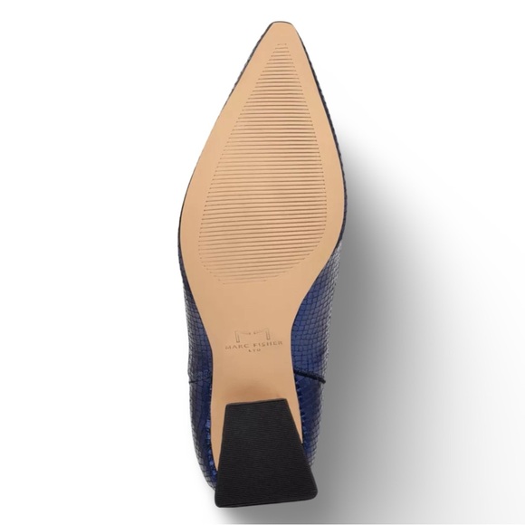 🎩🗝️NWOB $219 Marc Fisher LTD Blue Metallic Leather Boots - Picture 12 of 15